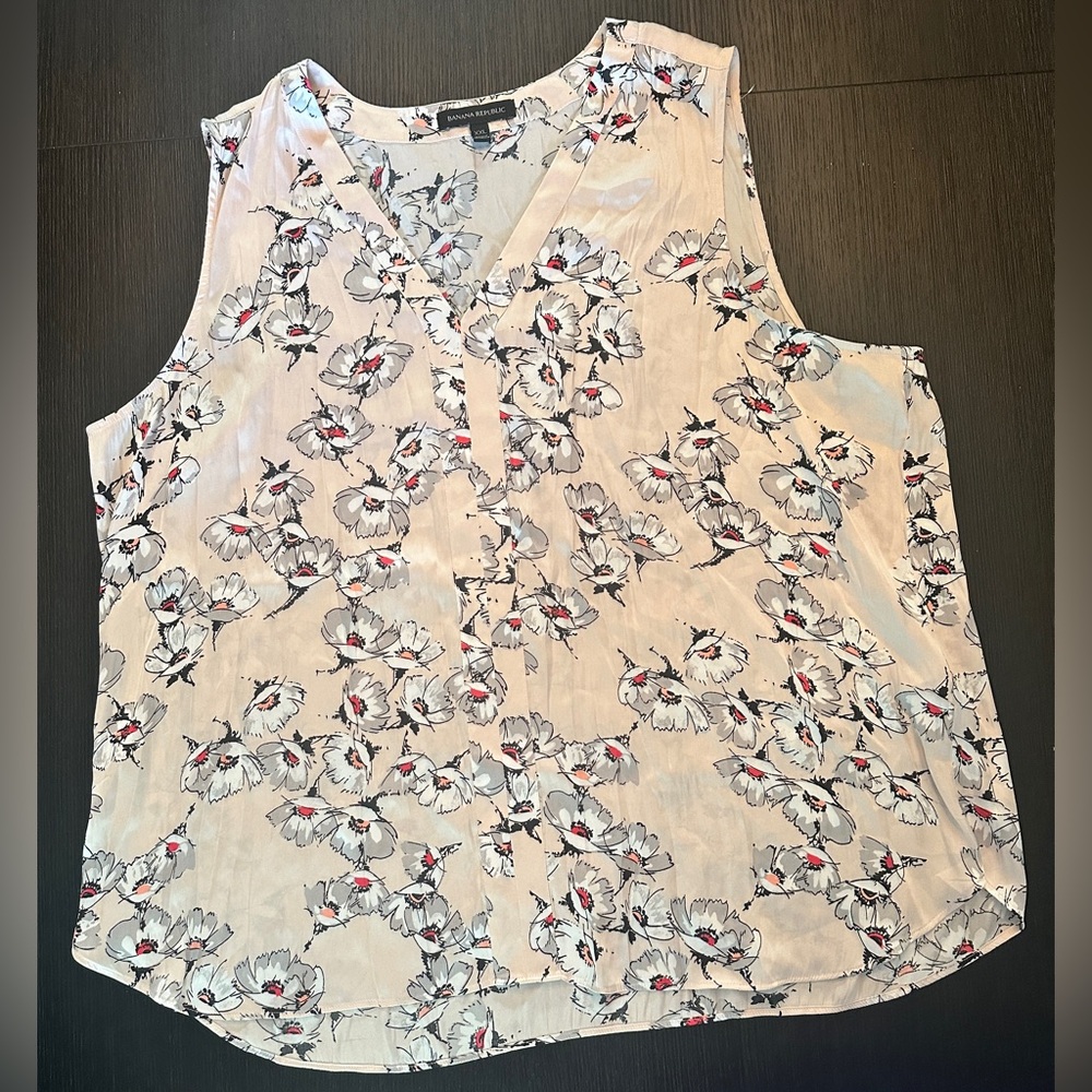 Banana Republic Floral Sleeveless Blouse